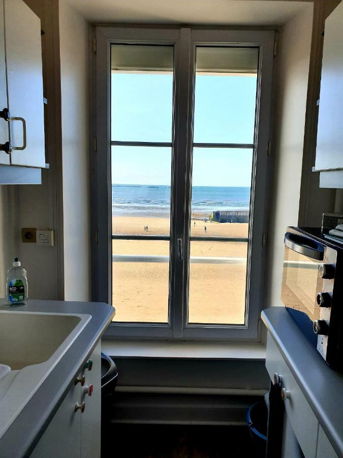 Appartement Sur La Plage 4 Personnes Arromanches-les-Bains Exterior foto